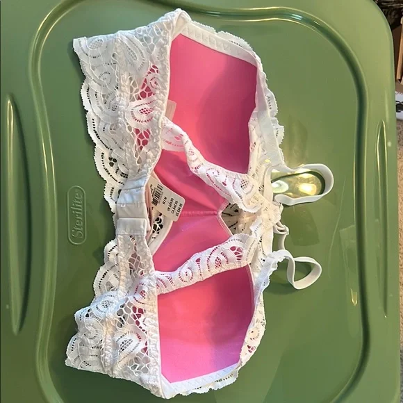 Elegant Lace White Bra - Picture 2 of 2